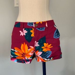 NWOT Old Navy floral shorts